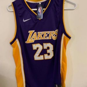 NEW LeBron James NIKE Lakers Jersey #23 SIZE XL